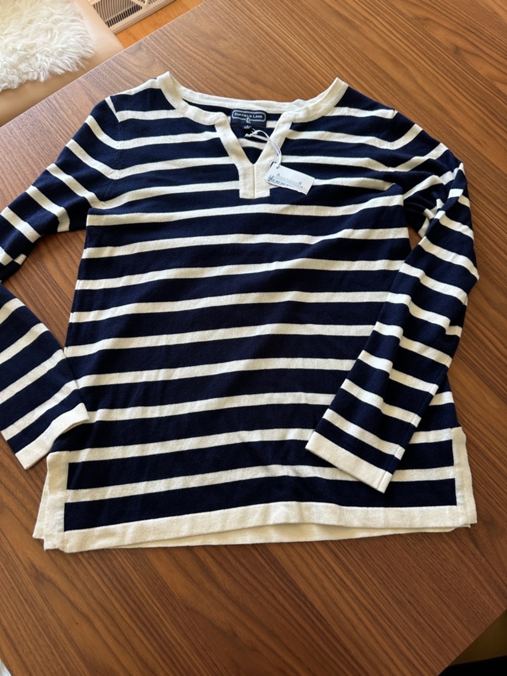 Duffield Lane blue and white sweater NWT SZ small